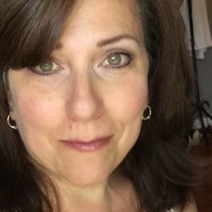 Meet your Posher, Debi